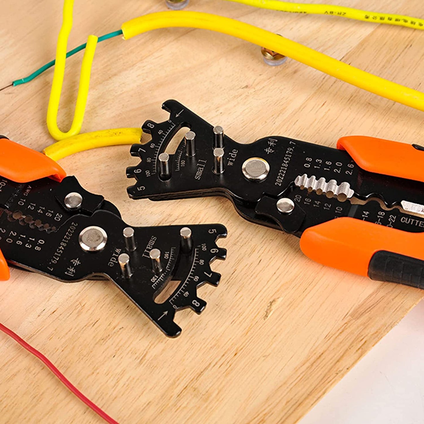 5-in-1 Multifunctional Electrical Tool – Crimper, Stripper, Cutter, Bender & Nut Driver