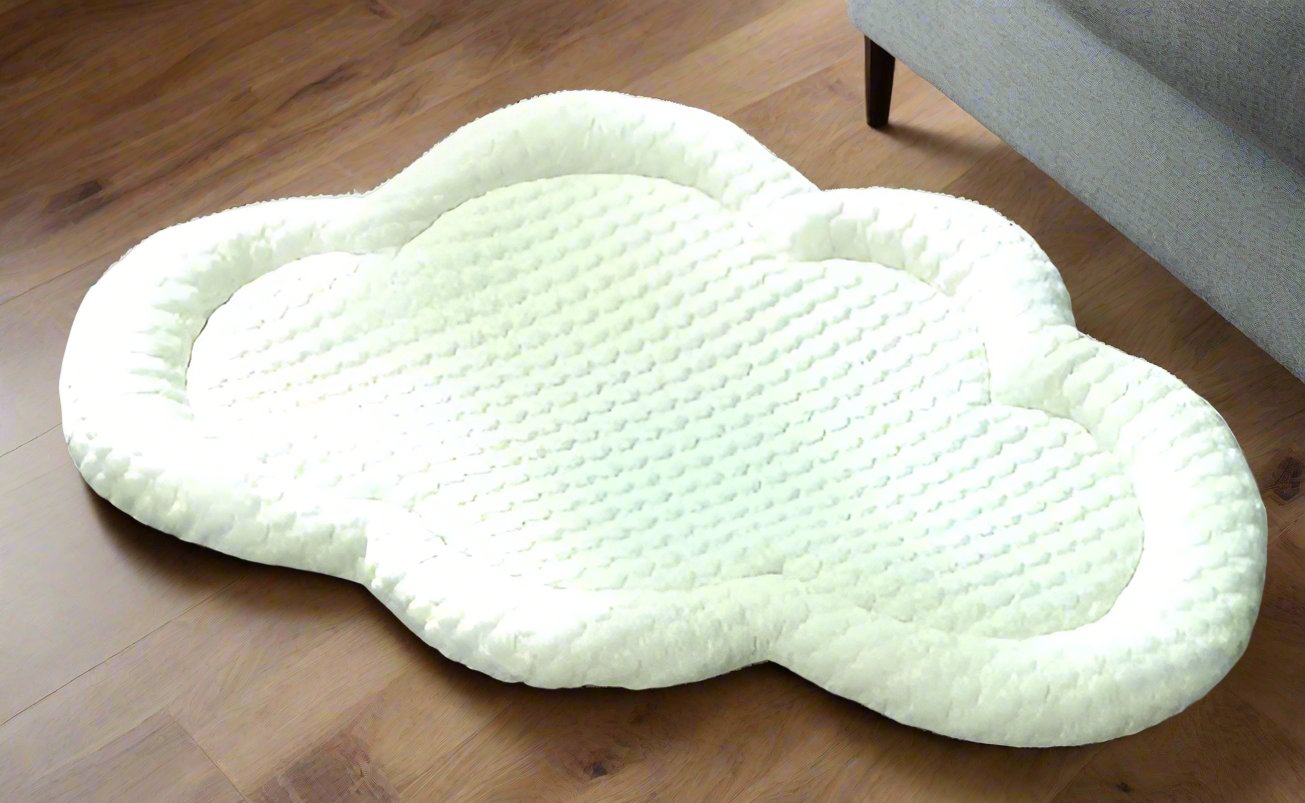 CloudCool Mat – Breathable Cooling Bed for Dogs on Hot Days