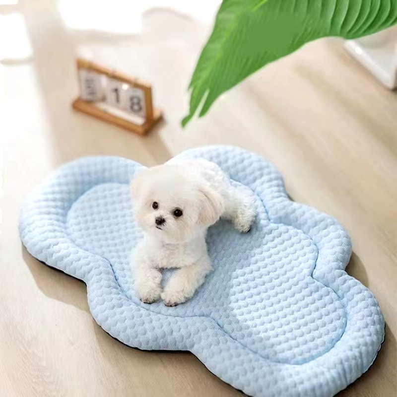 CloudCool Mat – Breathable Cooling Bed for Dogs on Hot Days
