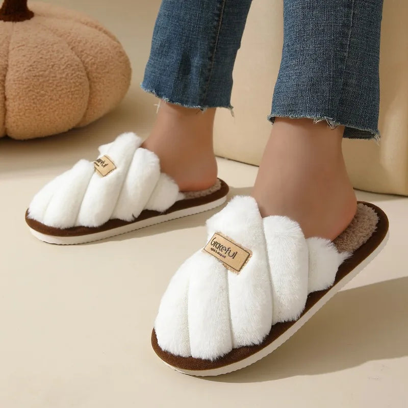 Women's Plush Slide Slippers with Soft Cushion and Indoor Comfort