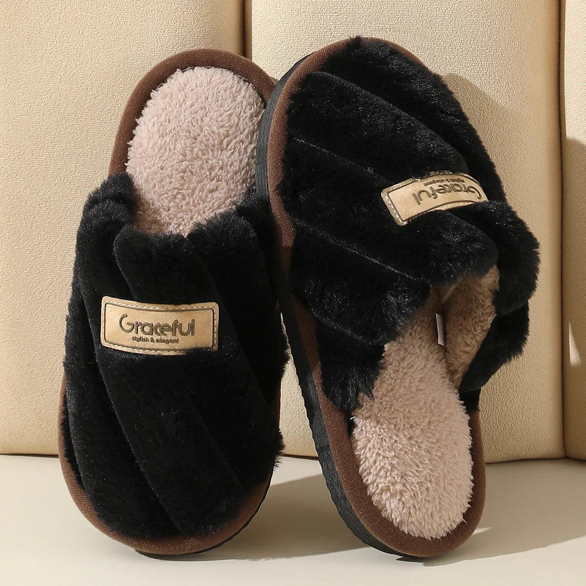 Women's Plush Slide Slippers with Soft Cushion and Indoor Comfort