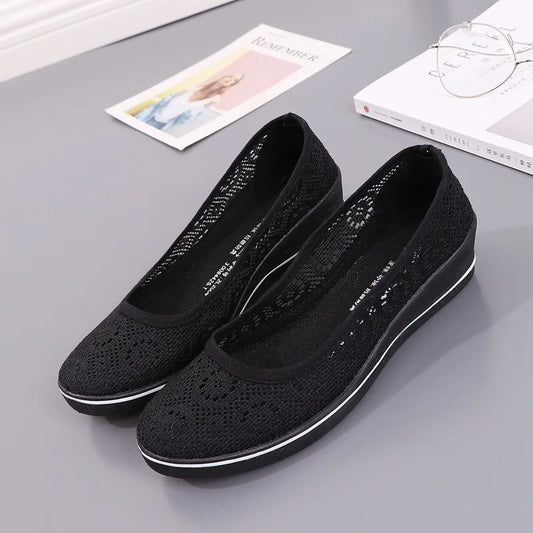 Women's Casual Knit Flats with Round Toe and Slip-On Wedge Sole